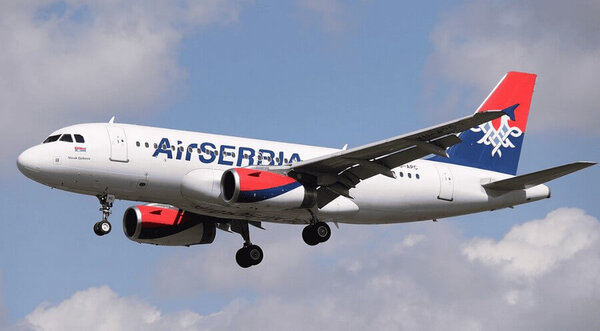 Air Serbia Airbus A319 — второй ракурс