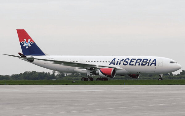 Air Serbia Airbus A330-200 — второй ракурс